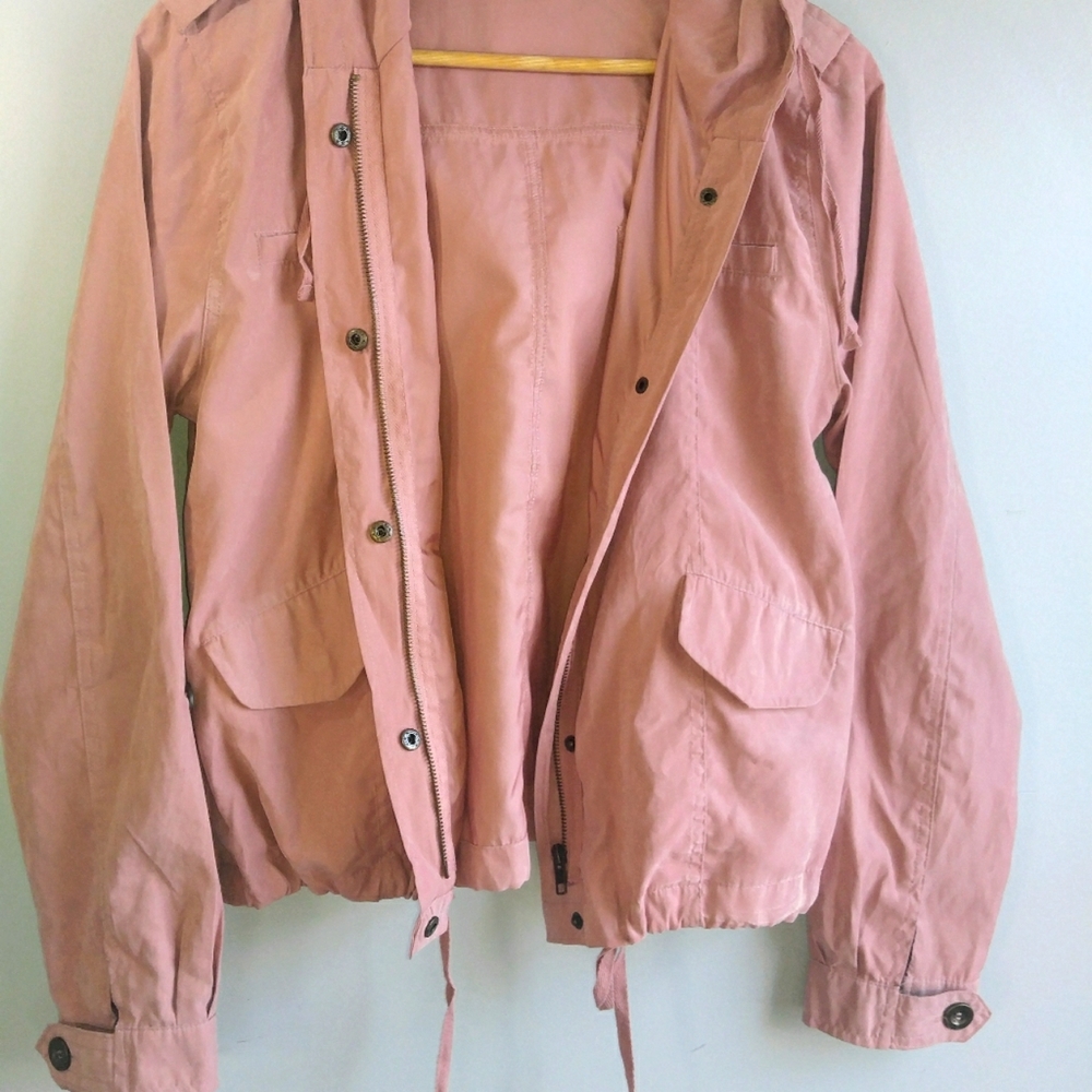 Light weight jacket